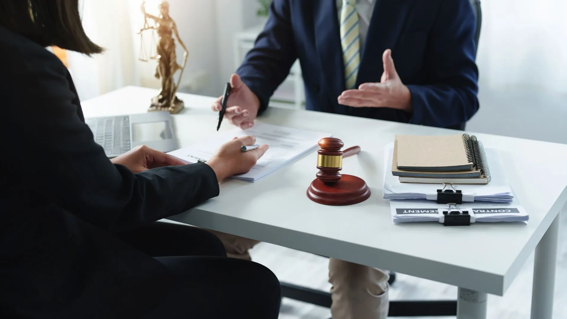 Contract negotiation lawyer serving Albany and the Capital Region of New York